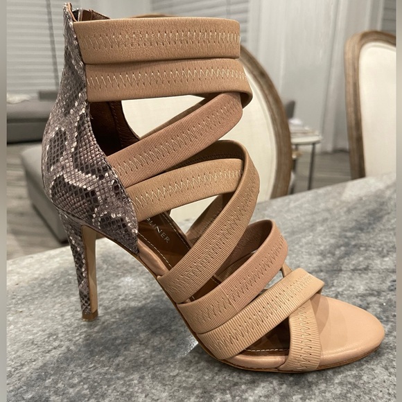 Donald J. Pliner Shoes - Donald J. Pliner Arlen Size 8.5, High Heels Strappy Back Zipper Blush Nappa